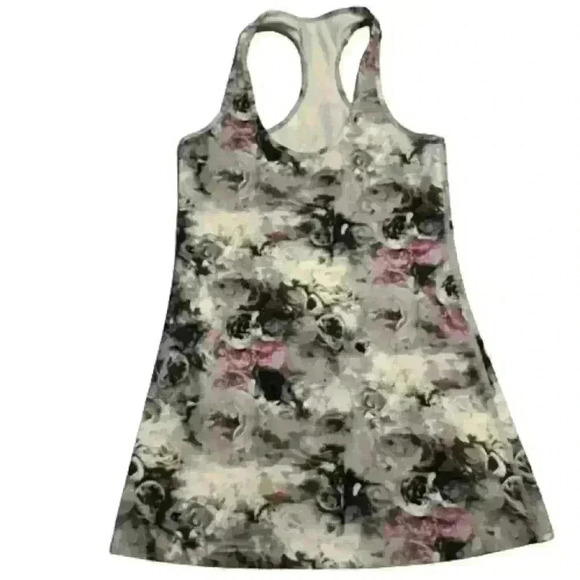 Lululemon total tank  top - Picture 1 of 3